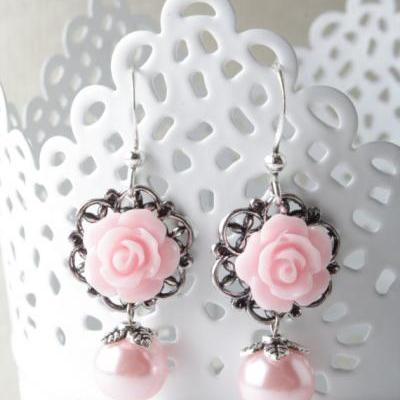 Pink rose earrings - bridesmaid earrings - shabby-chic - flower jewelry - vintage style earrings - pink wedding - pearl earrings