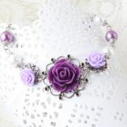vintage style purple and white flower bracelet - Shabby chic bracelet - purple and white bracelet - vintage bracelet - pearl and flower - cabochon bracelet - victorian- cabochon jewelry