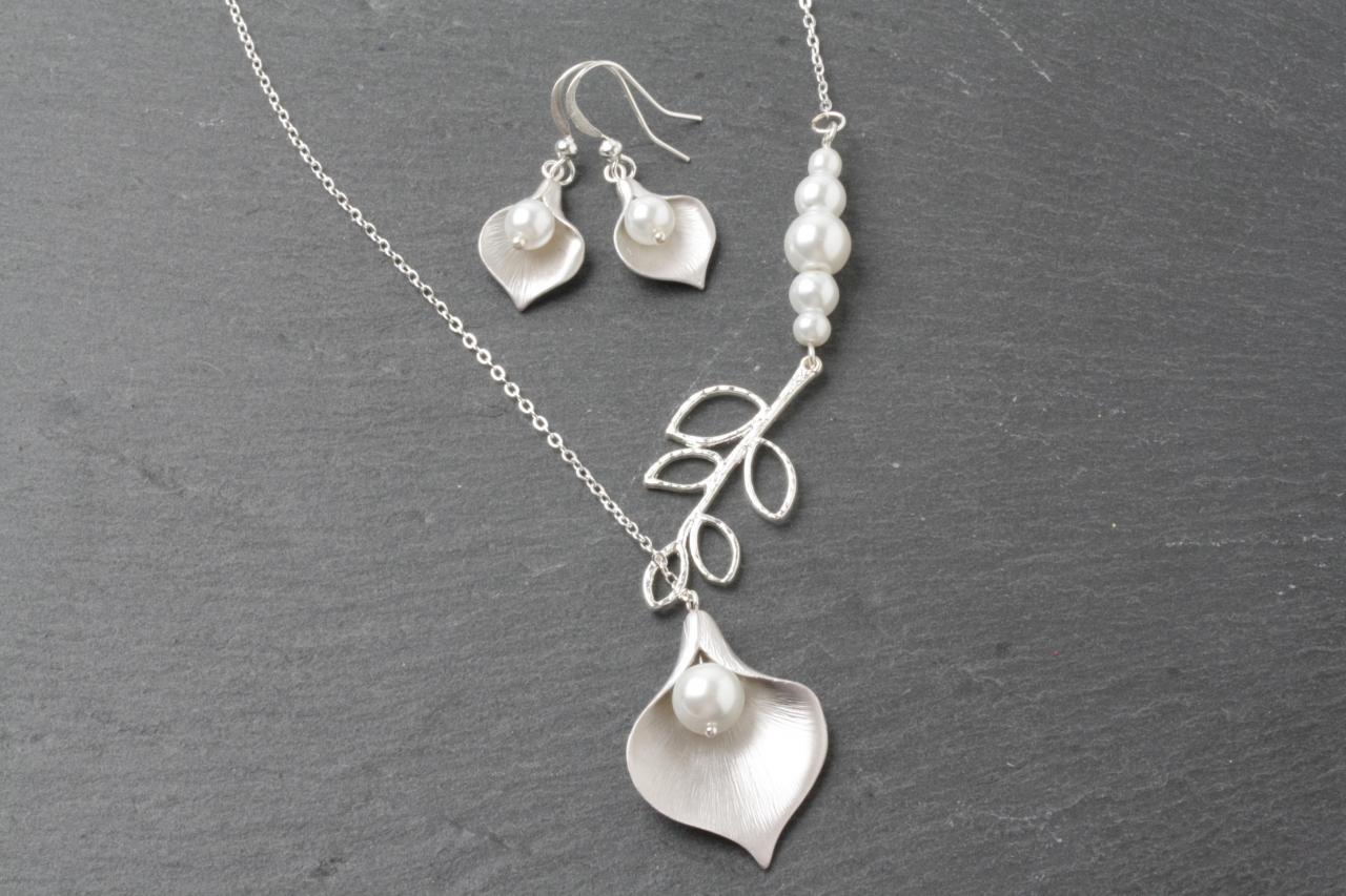 Bridesmaid Necklace - Silver Calla And White Pearl Necklace - White ...
