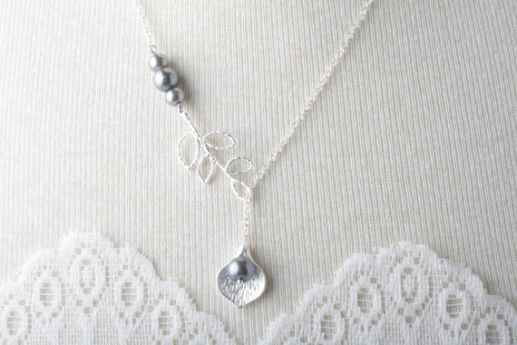 Bridesmaid Necklace - Silver Calla Lily Necklace And Grey Pearls - Grey Wedding Jewelry - Bride Necklace - Made Of Honor - Junior Bridesmaid
